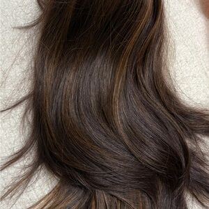 Luxurious Brown Hair Wig with Highlights